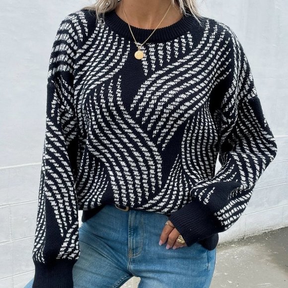 Black and White Preppy Womens Allover Pattern Drop Shoulder Sweater - Picture 5 of 5